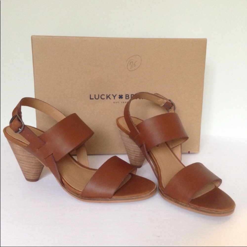 Lucky Brand sandals 👡